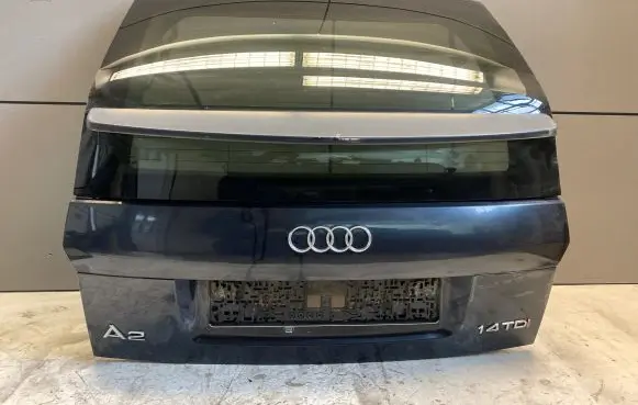 Audi A2 Tailgate/trunk/boot lid