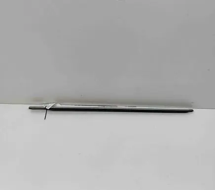 Mercedes-Benz GL X166 Front door glass trim molding A1667250165