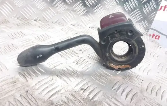 Volkswagen PASSAT B4 Indicator stalk QC88S97
