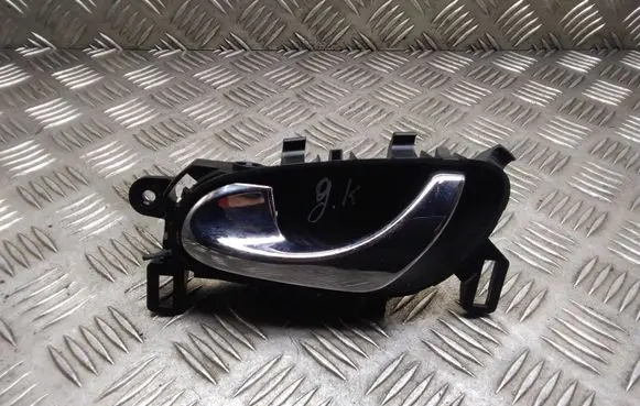Nissan Qashqai Rear door interior handle trim 806714EA0A