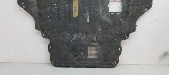 Ford Focus Engine splash shield/under tray JX6B-7H460-DA
