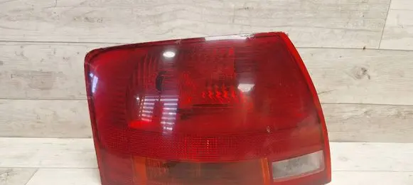 Audi A4 S4 B7 8E 8H Rear/tail lights 8E9945095E 8E9945095