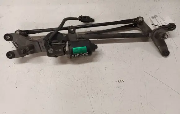 KIA Sorento Front wiper linkage and motor 981003E100 035247430