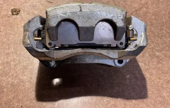 Lexus RX 450H Front brake caliper 4775048100