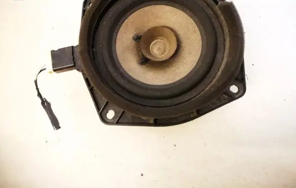 Mitsubishi Colt Front door speaker mn141417