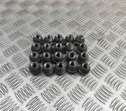 Nuts/bolts