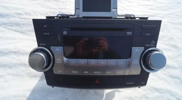 Toyota Highlander XU70 Radio/CD/DVD/GPS head unit 83910-0E050-00