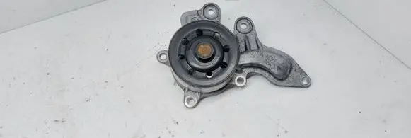 Toyota C-HR I Water pump