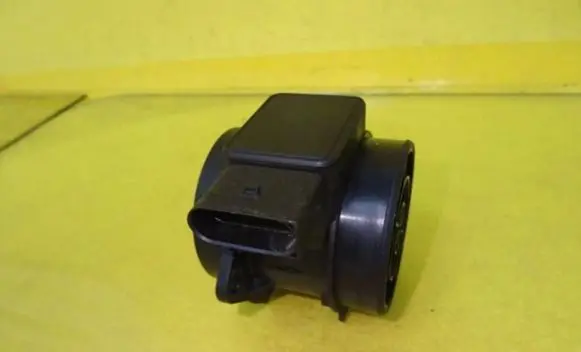 KIA Rio Mass air flow meter 28164-23700 5WK96431