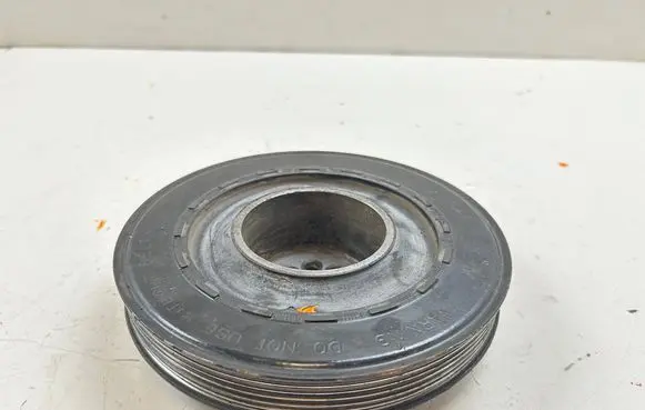 Audi A4 S4 B7 8E 8H Crankshaft pulley