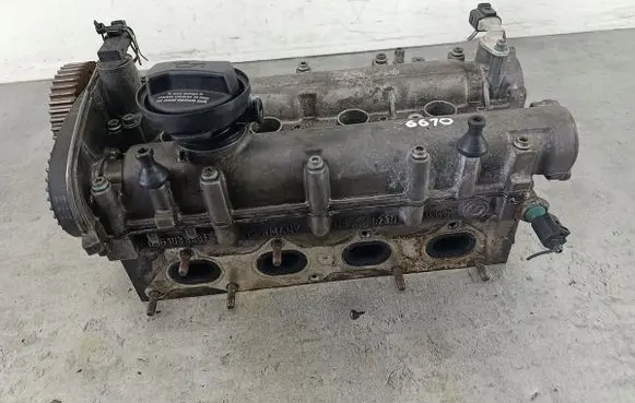 Volkswagen Golf IV Engine head 036103358F