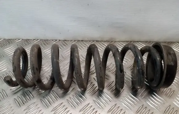 BMW 1 E81 E87 Rear coil spring