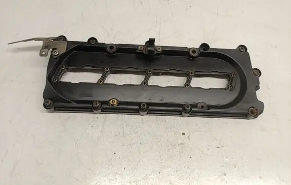 Rocker cam cover