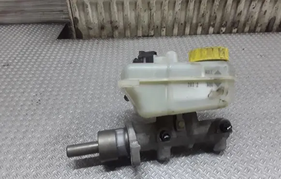 Volkswagen Polo Master brake cylinder