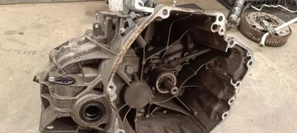 Nissan Qashqai+2 Manual 6 speed gearbox