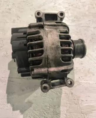 Mercedes-Benz E W212 Generator/alternator A0009063000 2608896A FG15T036