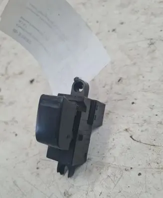 Nissan Primera Electric window control switch 25411AV600