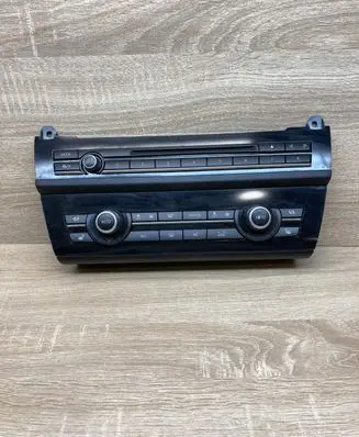 BMW 5 F10 F11 Climate control unit 9317670