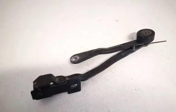 Volvo XC90 Tailgate/trunk/boot hinge 8659076
