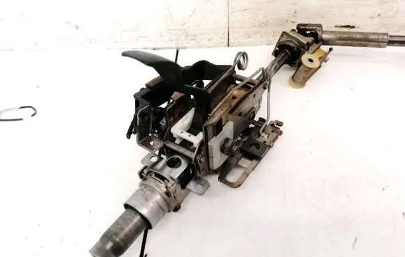 Volkswagen Polo Steering wheel axle