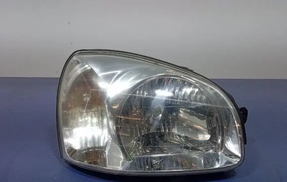 Hyundai Santa Fe Headlight/headlamp 9210226