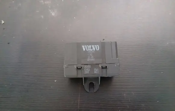 Volvo XC90 Seat heating relay 9442947