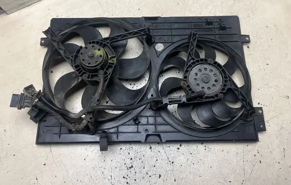 Volkswagen Golf IV Electric radiator cooling fan 1J0121205B