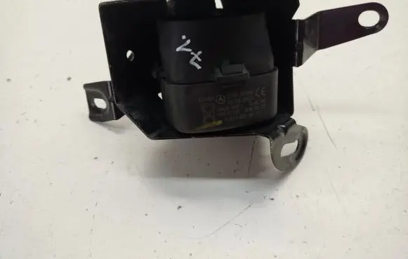 Mercedes-Benz S W221 Alarm system siren A2218208526 A2215458140 A2215400373