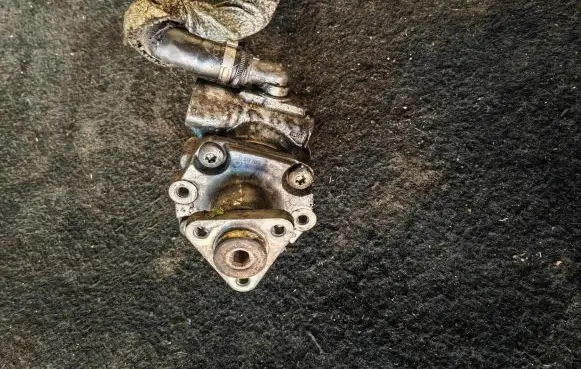 Audi A5 8T 8F Power steering pump