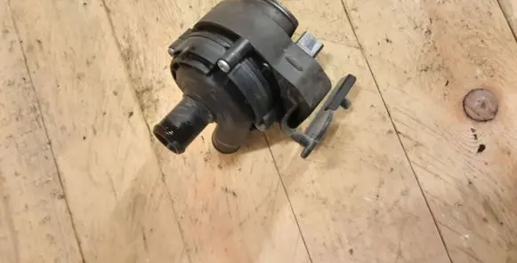 Mercedes-Benz E W211 Electric auxiliary coolant/water pump A2118350028 5668