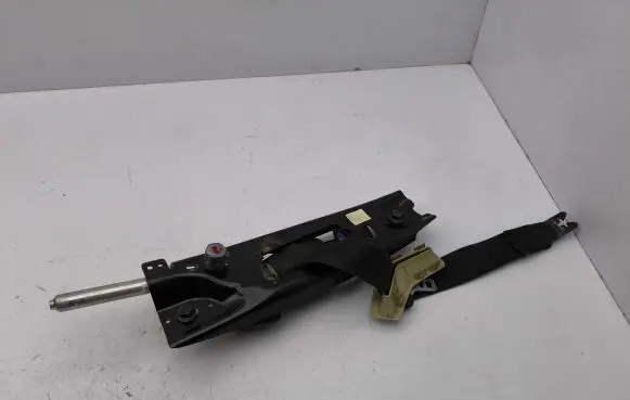 Volvo V70 Front seatbelt