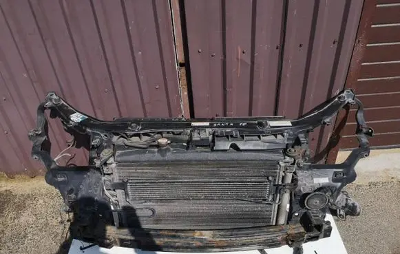 Hyundai Santa Fe Radiator support slam panel 282112B200