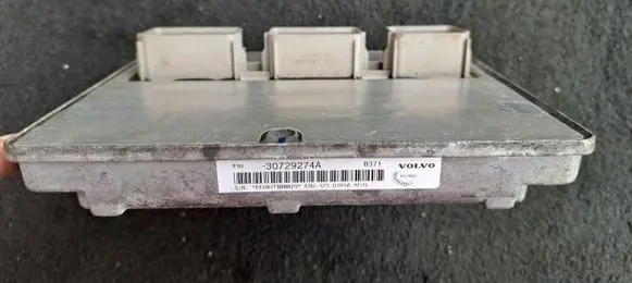 Volvo S40 Engine control unit/module 30729274A