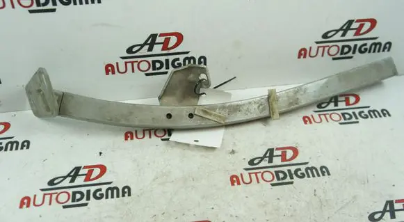 Audi A8 S8 D3 4E Fender mounting bracket 4E0805366