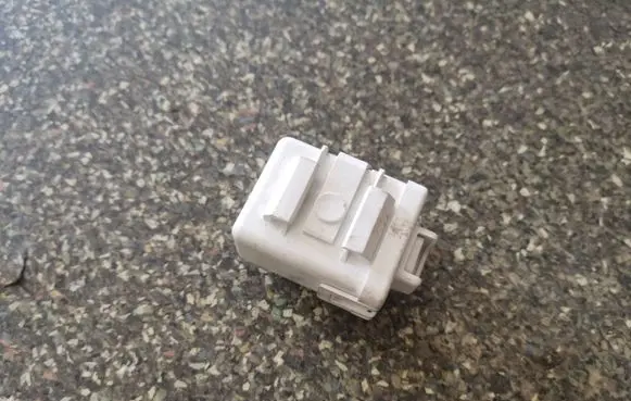 Suzuki Grand Vitara II Immobilizer control unit/module 3719064J10