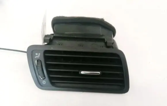 Volkswagen PASSAT B6 Dash center air vent grill 05704001 05704-001