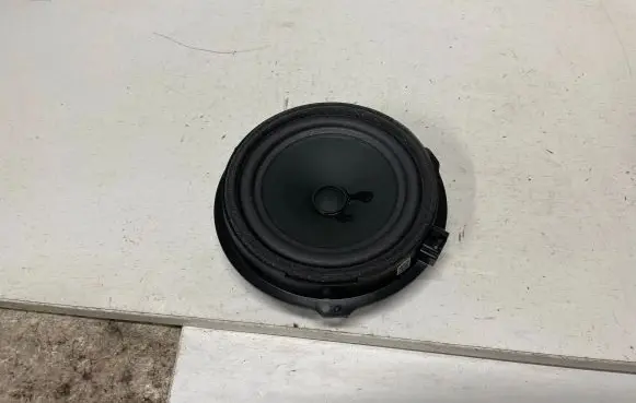 Ford Fiesta Front door speaker GN1518808AB