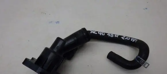 Volvo XC40 Thermostat housing 32203162