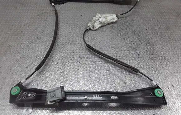 Volkswagen Jetta V Front window lifting mechanism without motor 994858108