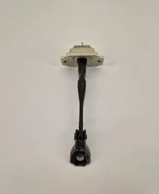Nissan X-Trail T32 Front door check strap stopper 