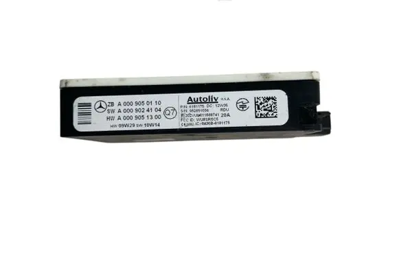 Mercedes-Benz CLS C218 X218 Distronic sensor radar A0009050110