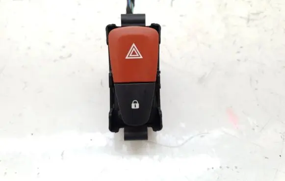 Renault Megane III Hazard light switch 8200214896