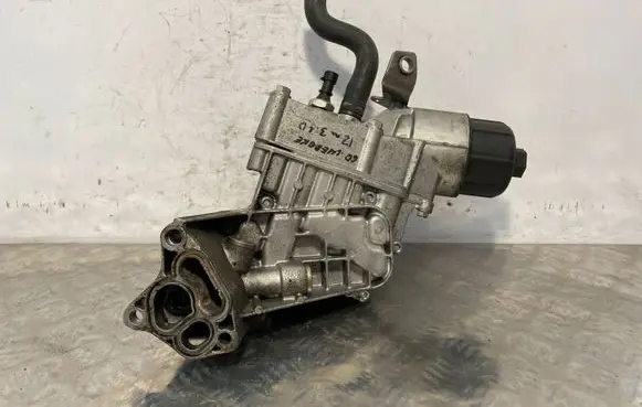 Jeep Grand Cherokee Engine oil radiator 