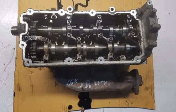 Volkswagen Touareg II Engine head 0593Q