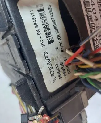 Volvo S80 Fuse box set 8645410 00W375 8645411