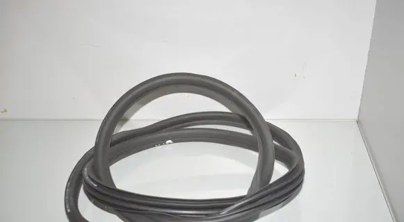 BMW iX3 Rear door rubber seal (on body) 7393449 7468930 51727468930