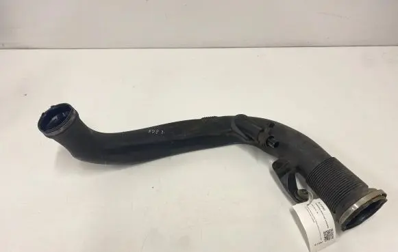 Volvo V40 Intercooler hose/pipe 31325985
