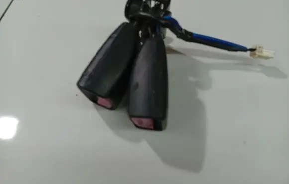KIA Ceed Middle seatbelt buckle (rear) 