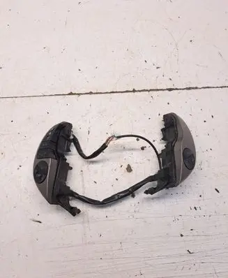 Toyota Prius (XW20) Other switches/knobs/shifts F70CV142 F70CV164