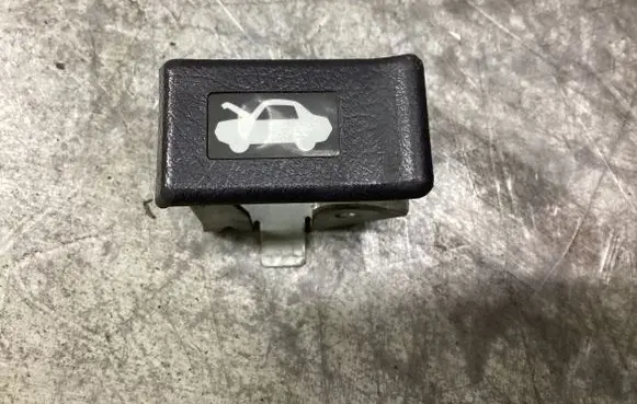 Honda CR-V Engine bonnet (hood) release handle